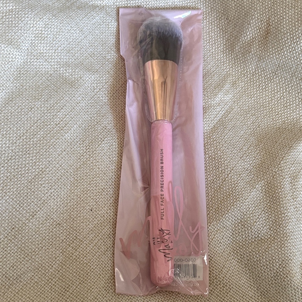 Mally Beauty Pink Precision Makeup Brush Brand New & Factory Sealed!!